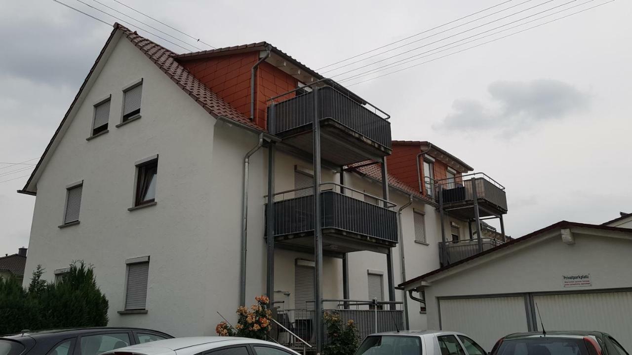 Outletcity Ferienwohnung Apartment 2 Metzingen  Buitenkant foto